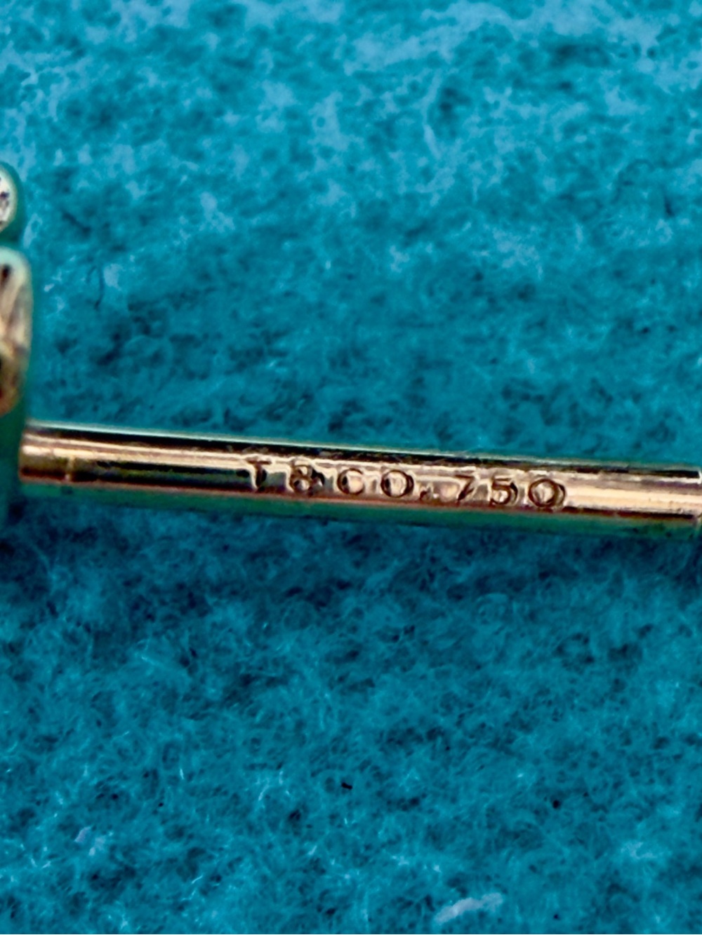 Tiffany & Co. 18K Yellow Gold Mini x Cross Stitch Stud Earrings - Picture 12 of 14